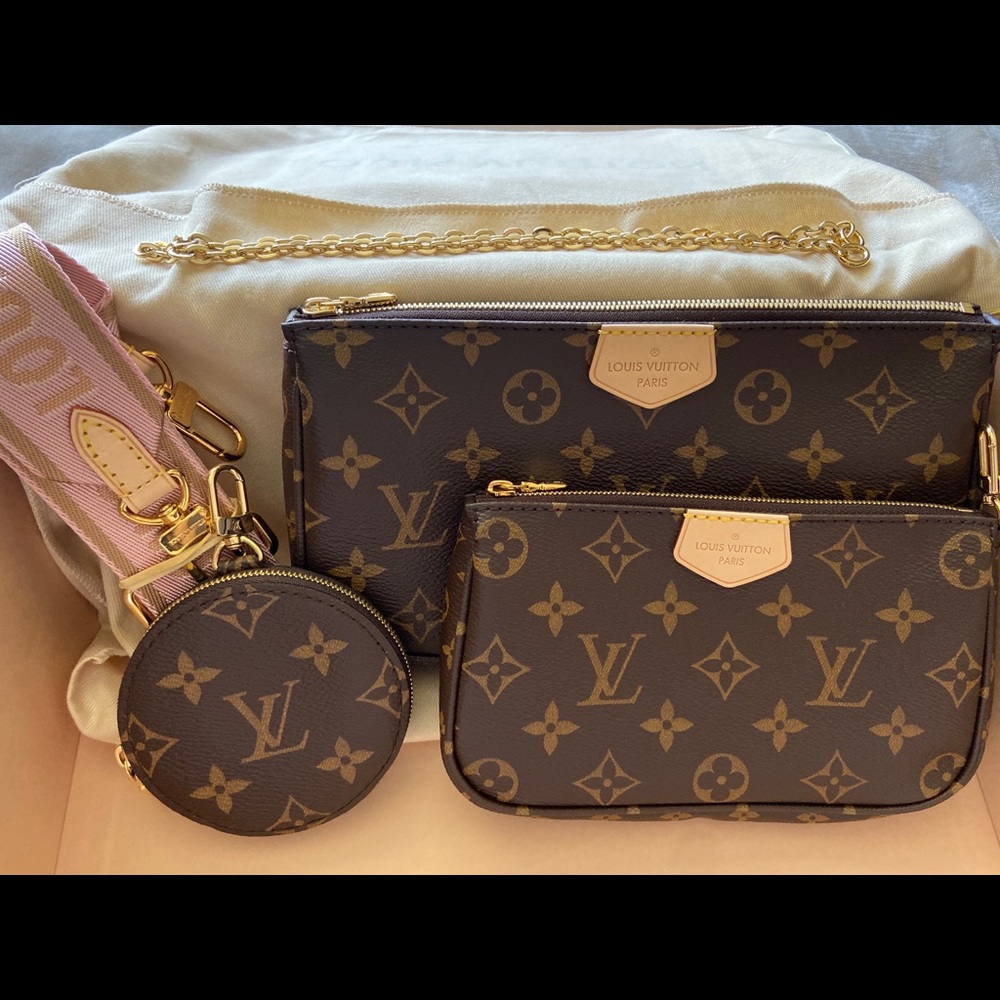 Louis Vuitton Multi-Pochette Accessoires Rose